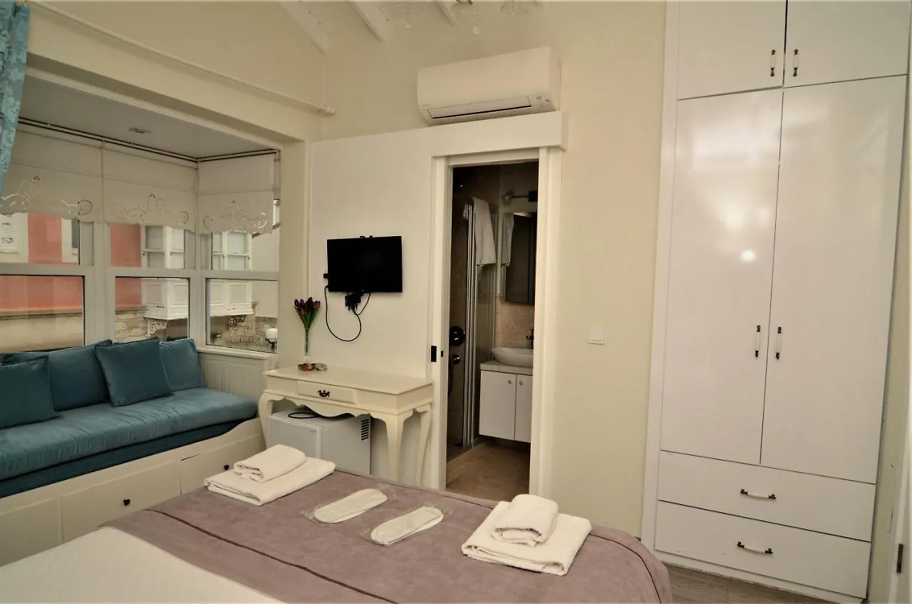 Alacati Eldoris Butik Hotel